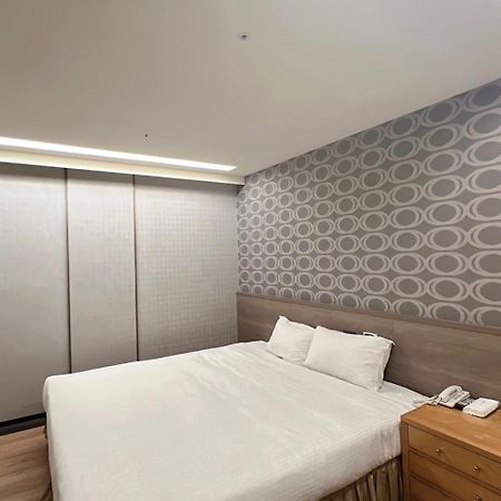 Crystal City Hotel Zhongli Dış mekan fotoğraf