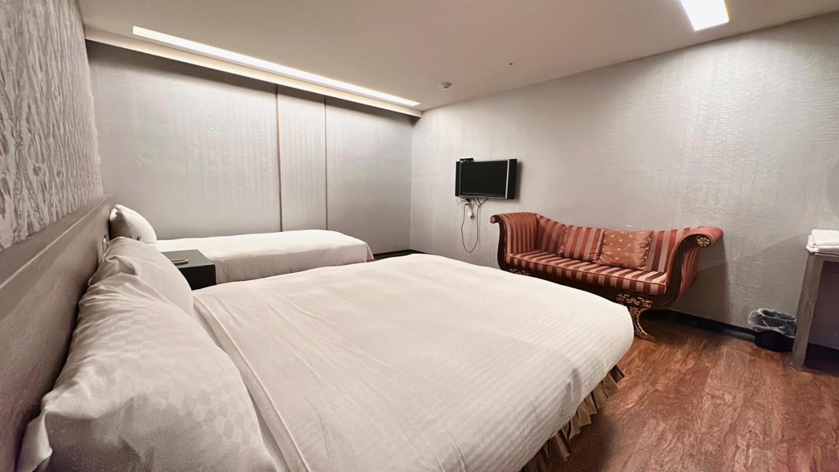 Crystal City Hotel Zhongli Dış mekan fotoğraf